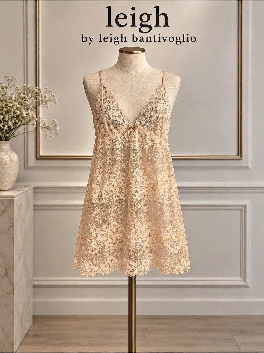 Leigh by Leigh Bantivoglio Champagne Floral Lace Chemise Slip Size M